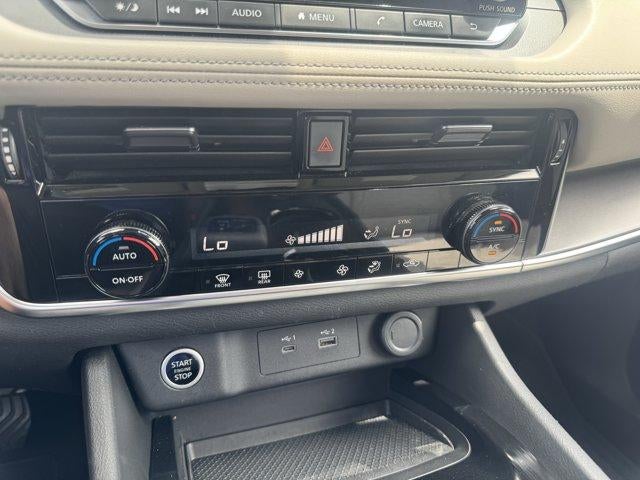 2021 Nissan Rogue AWD SV