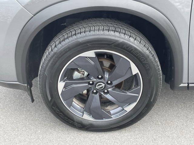 2024 Nissan Rogue AWD SV