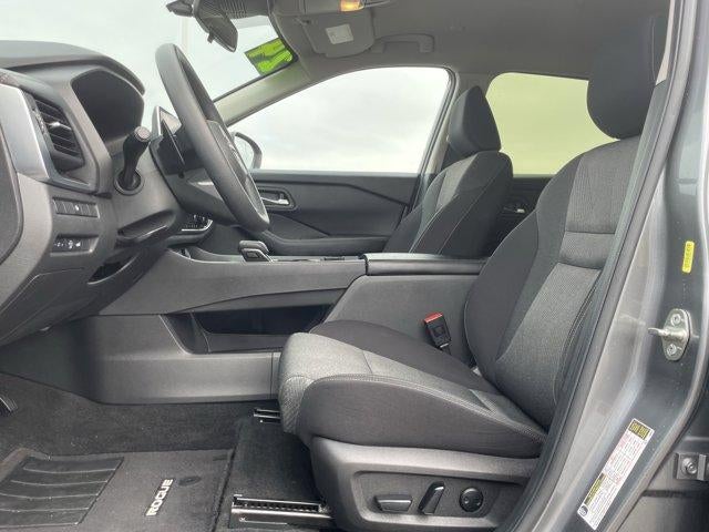 2024 Nissan Rogue AWD SV