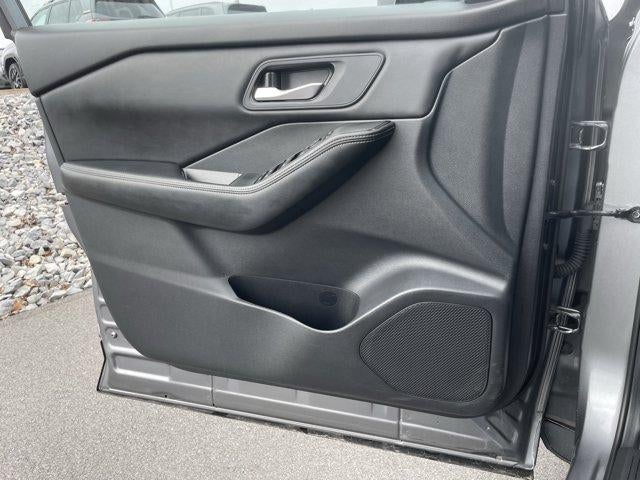 2024 Nissan Rogue AWD SV