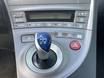 2014 Toyota Prius 5dr HB Two (SE)