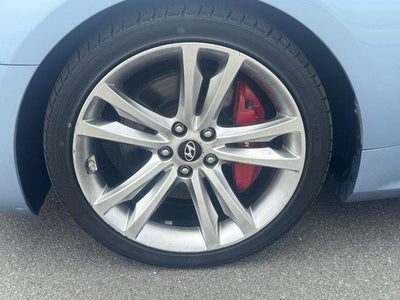 2010 Hyundai GENESIS Coupe 2dr 3.8L Man Track