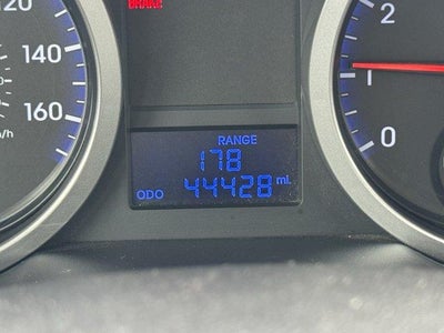 2010 Hyundai GENESIS Coupe 2dr 3.8L Man Track