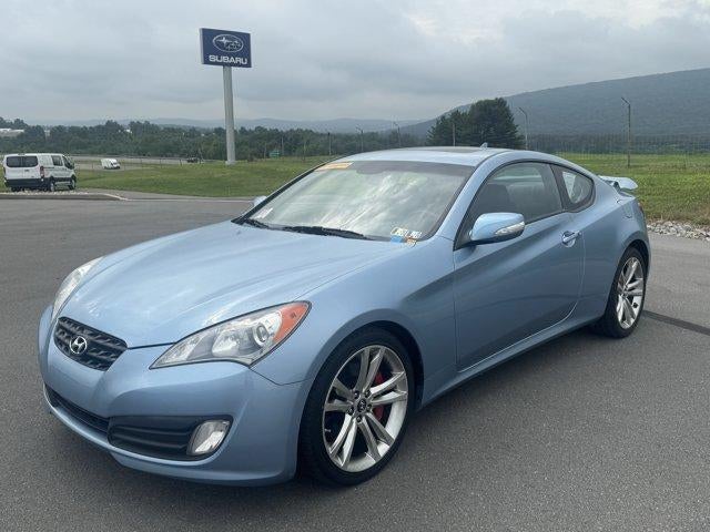 2010 Hyundai GENESIS Coupe 2dr 3.8L Man Track