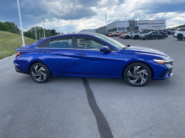 2024 Hyundai ELANTRA SEL IVT