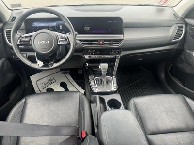 2024 Kia Seltos EX IVT AWD