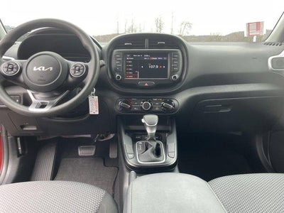 2022 Kia Soul LX IVT