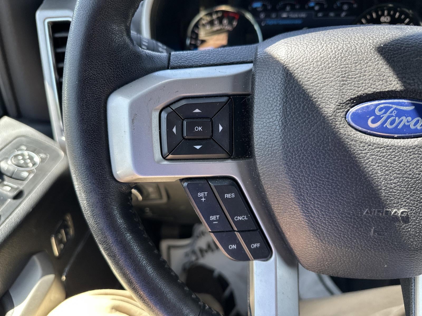 2017 Ford F-150 Lariat 4WD SuperCrew 5.5' Box