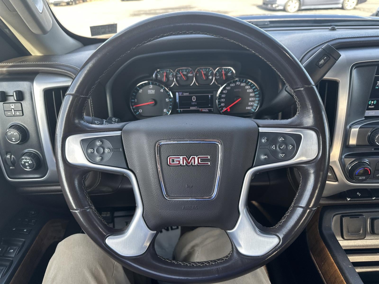 2019 GMC Sierra 2500 HD Crew Cab Standard Box 4-Wheel Drive SLT