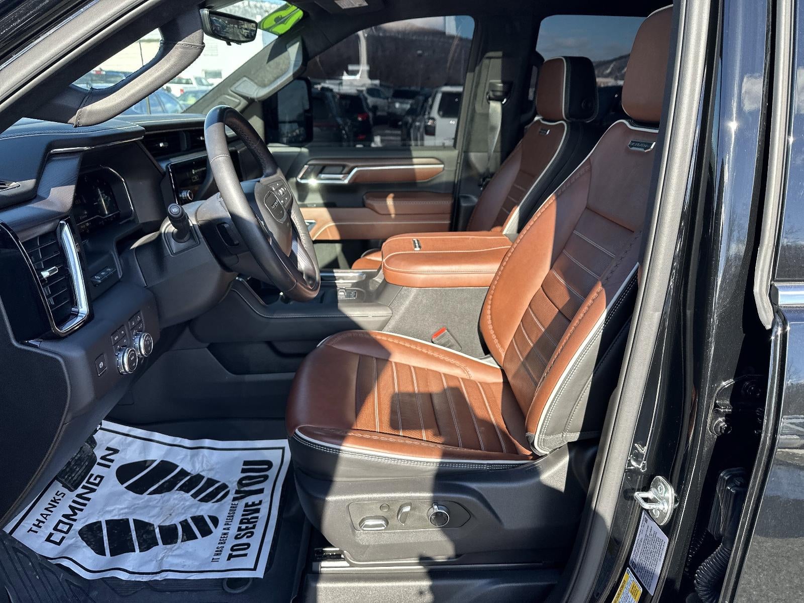 2025 GMC Sierra 2500 HD Crew Cab Standard Box 4-Wheel Drive Denali Ultimate