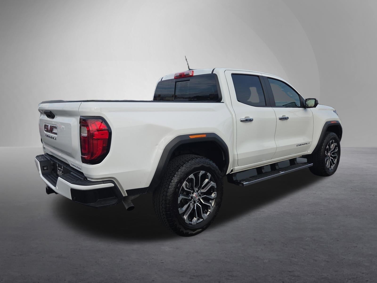 2024 GMC Canyon Crew Cab Short Box 4-Wheel Drive Denali