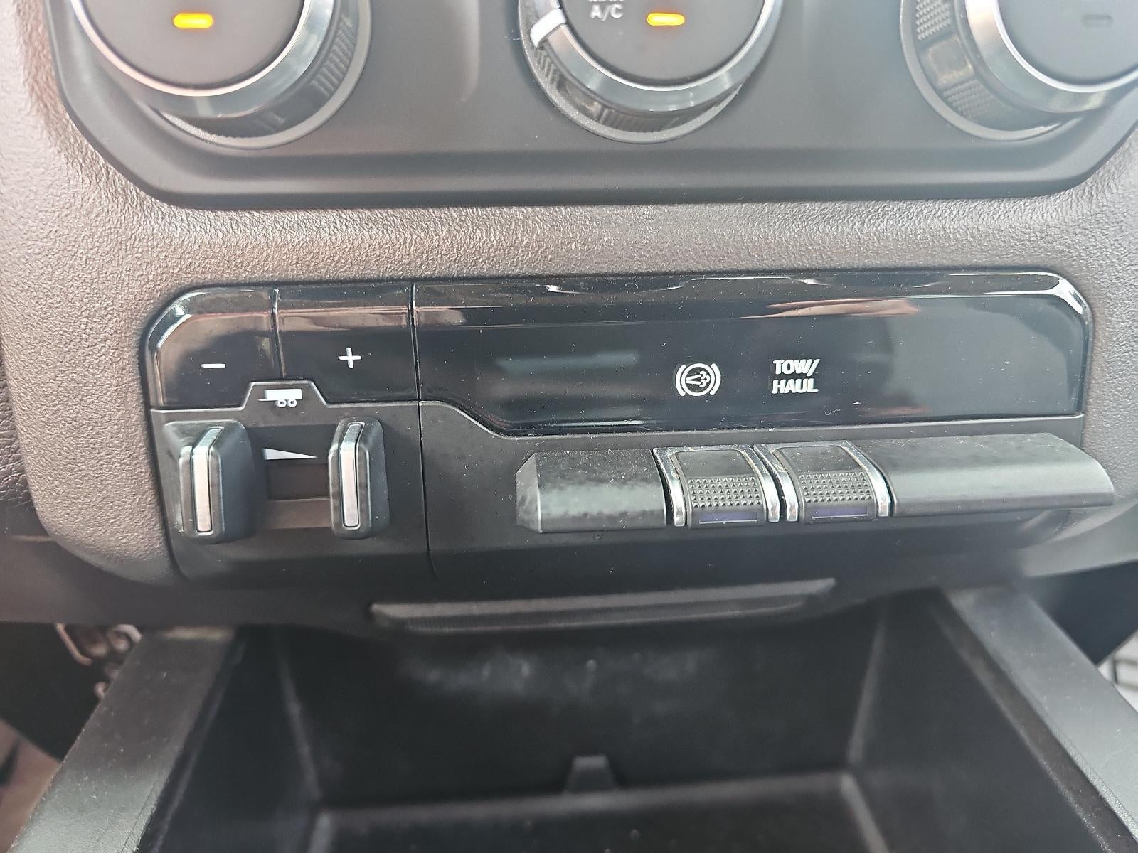 2019 RAM 3500 Big Horn 4x4 Crew Cab 8' Box