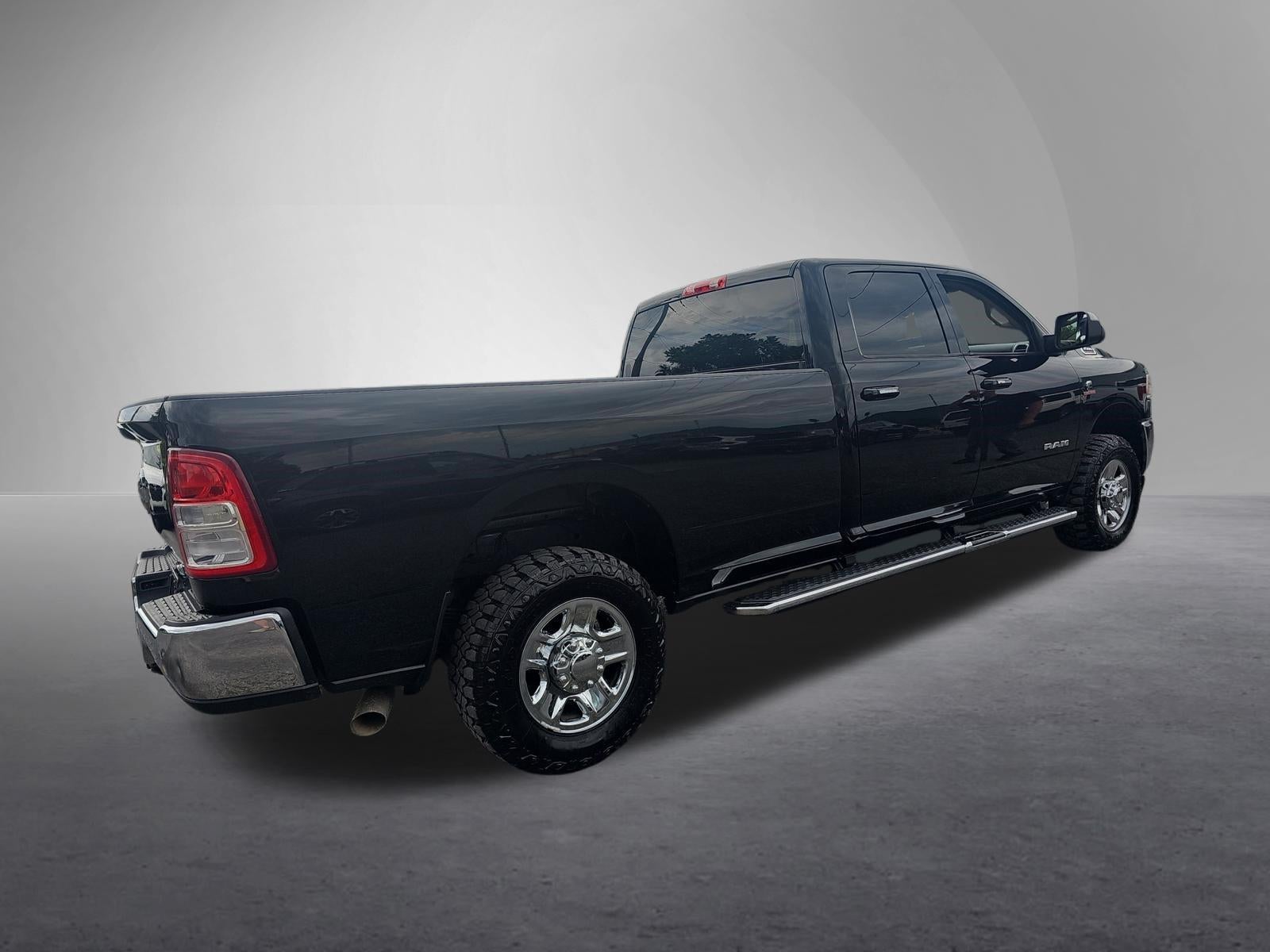 2019 RAM 3500 Big Horn 4x4 Crew Cab 8' Box