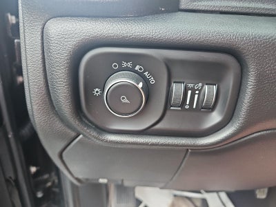 2019 RAM 3500 Big Horn 4x4 Crew Cab 8' Box