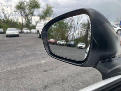 2025 Nissan Kicks S AWD