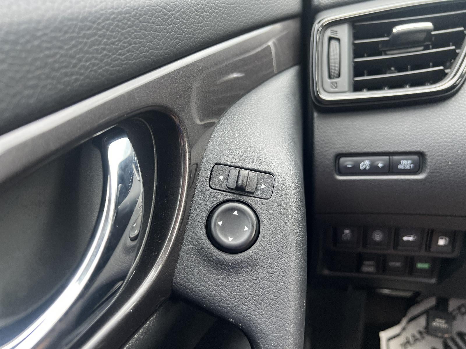 2019 Nissan Rogue AWD SV