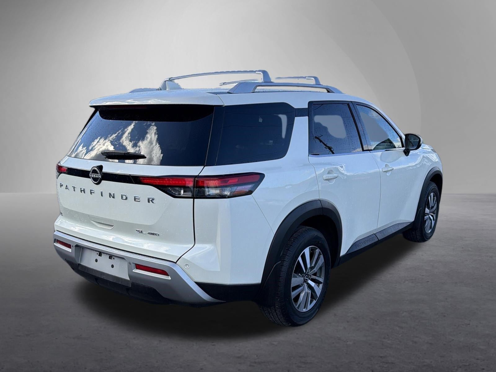 2022 Nissan Pathfinder SL 4WD