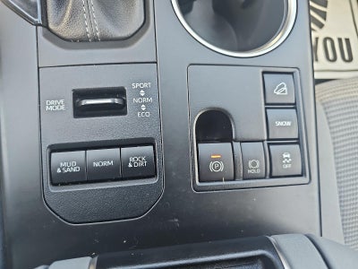 2023 Toyota Highlander LE AWD (SE)