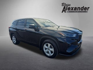 2023 Toyota Highlander LE AWD (SE)