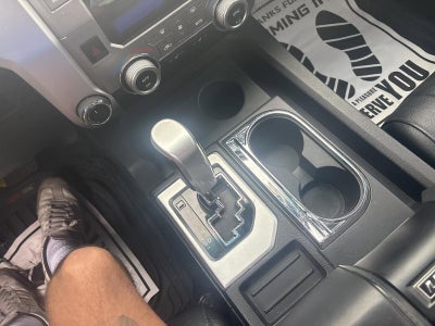 2015 Toyota Tundra 4WD Truck 4WD CrewMax Short Bed 5.7L Limited (Natl)