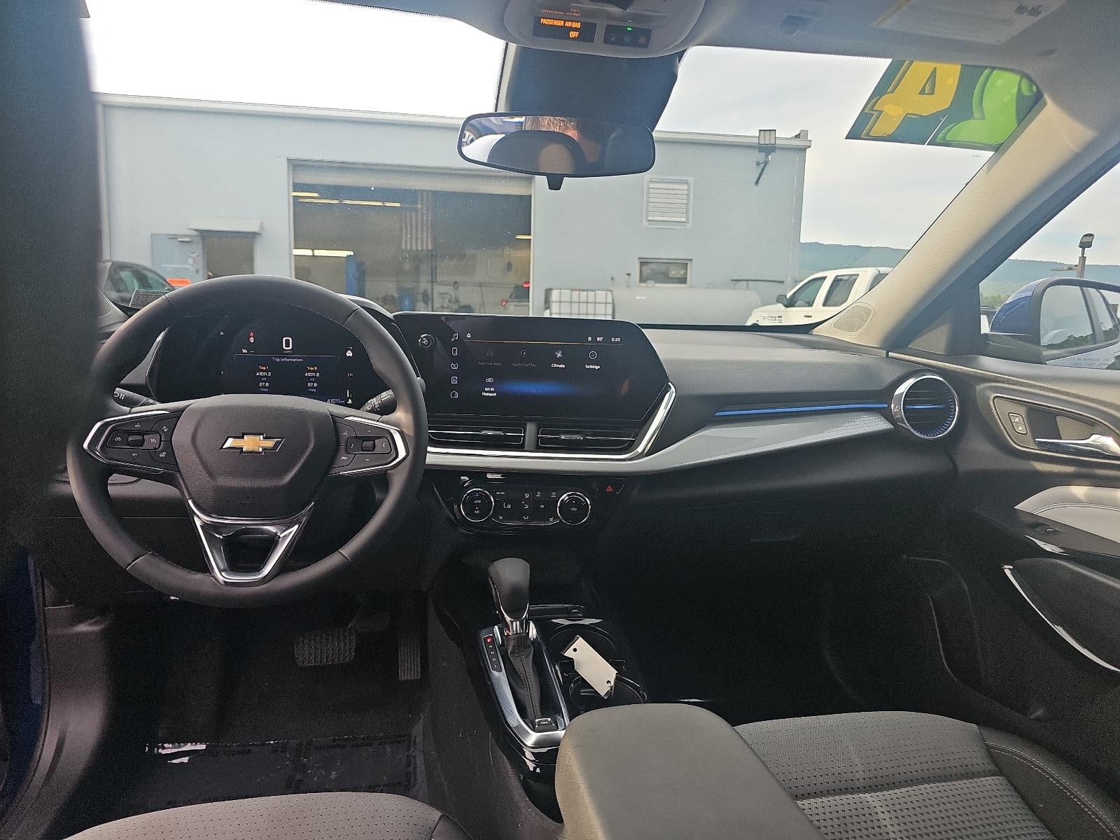 2024 Chevrolet Trax FWD 4dr LT