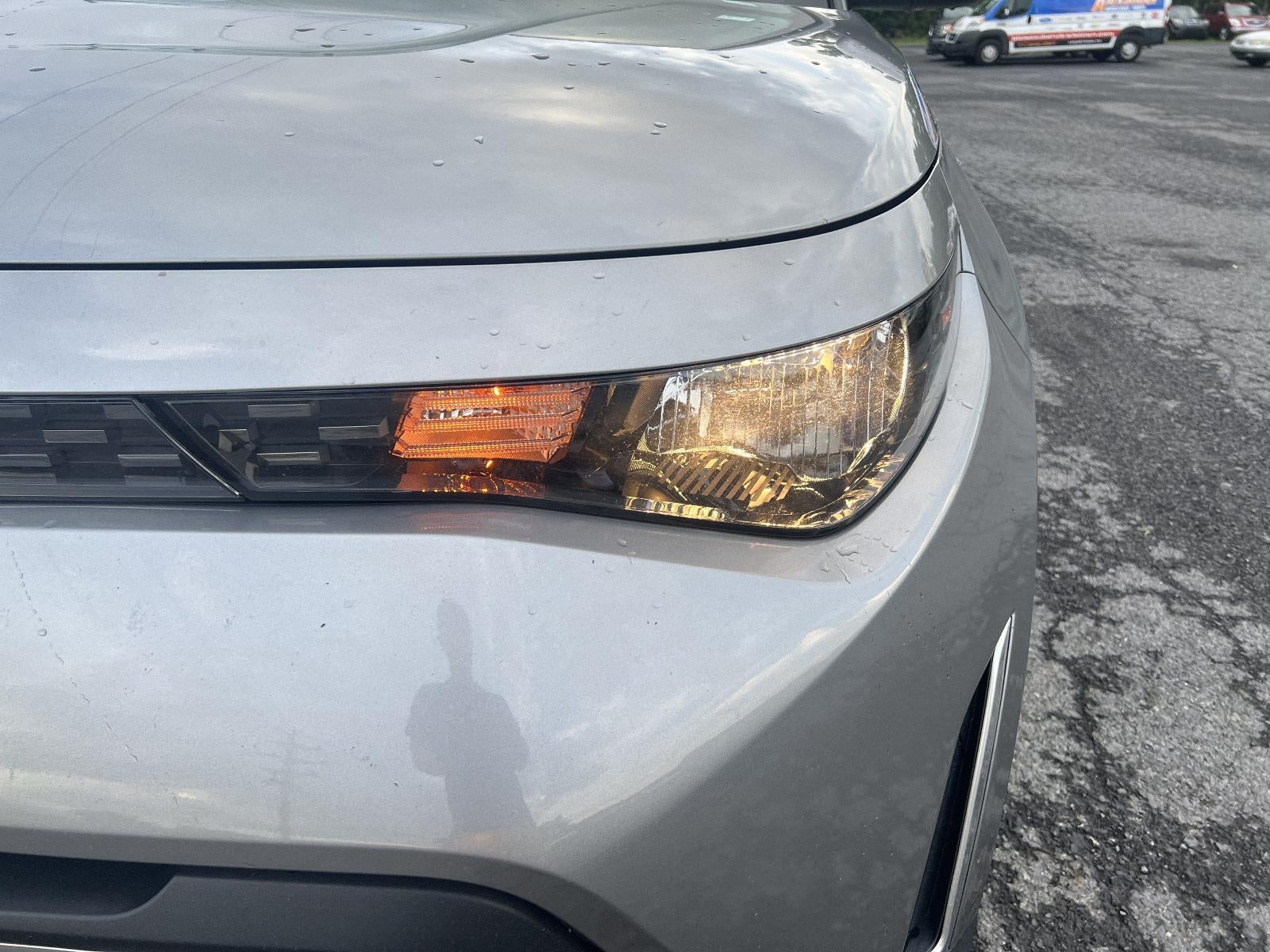 2024 Kia Soul LX IVT