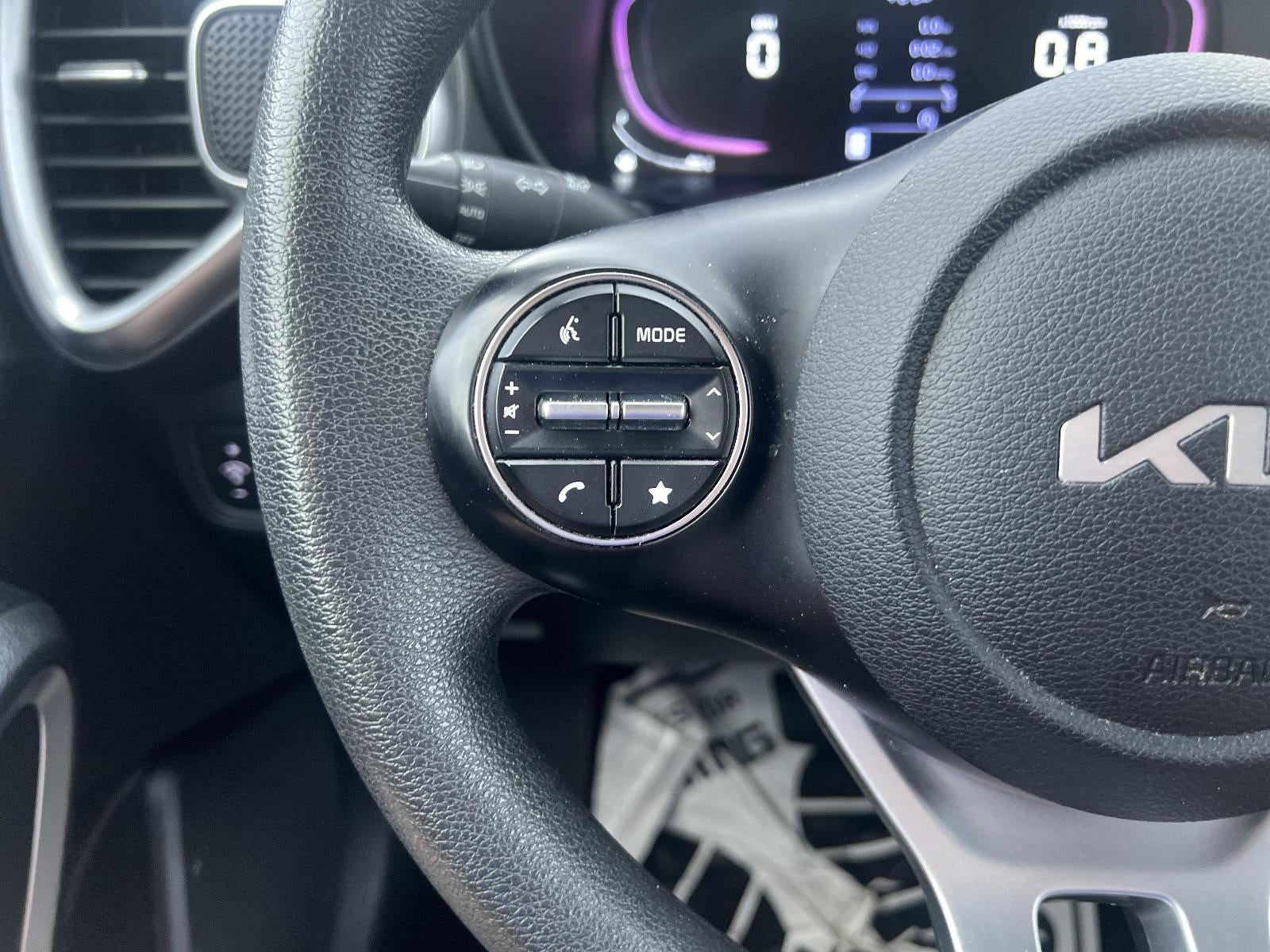 2024 Kia Soul LX IVT