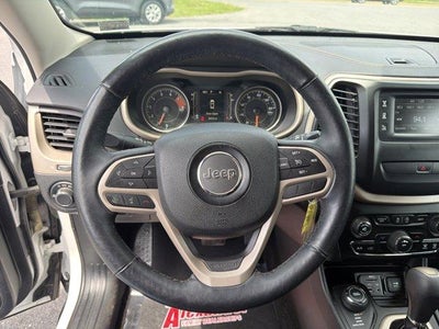 2017 Jeep Cherokee Altitude 4x4 *Ltd Avail*