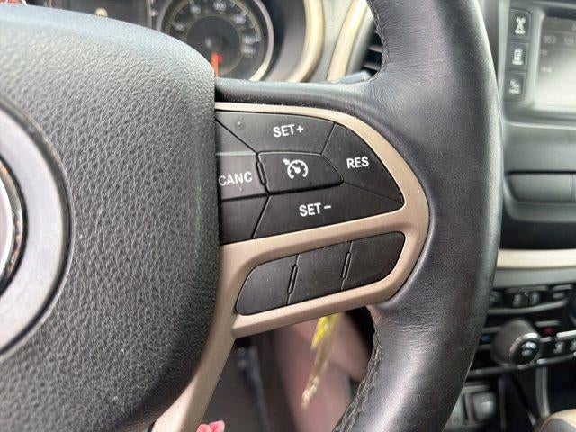 2017 Jeep Cherokee Altitude 4x4 *Ltd Avail*