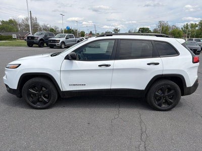 2017 Jeep Cherokee Altitude 4x4 *Ltd Avail*