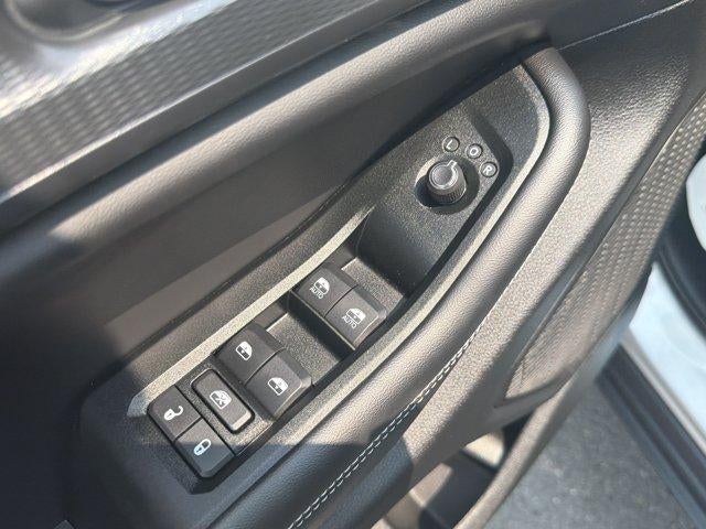 2025 Jeep Grand Cherokee L Laredo X 4x4