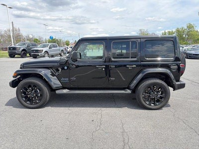2025 Jeep Wrangler 4xe Sahara 4x4