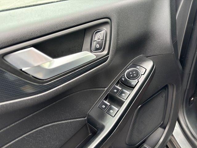 2025 Ford Escape ST-Line Select AWD