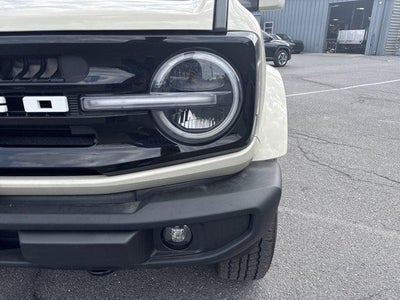 2025 Ford Bronco Outer Banks 4 Door 4x4