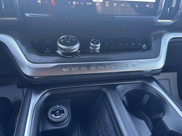 2025 Ford Expedition Max Platinum 4x4