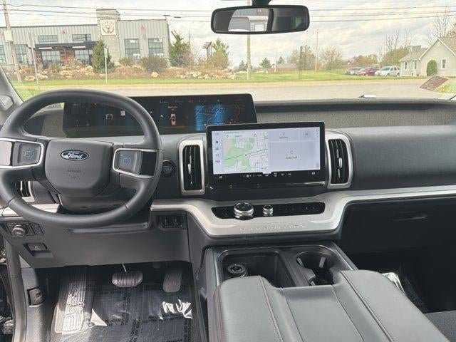 2025 Ford Expedition Active 4x4