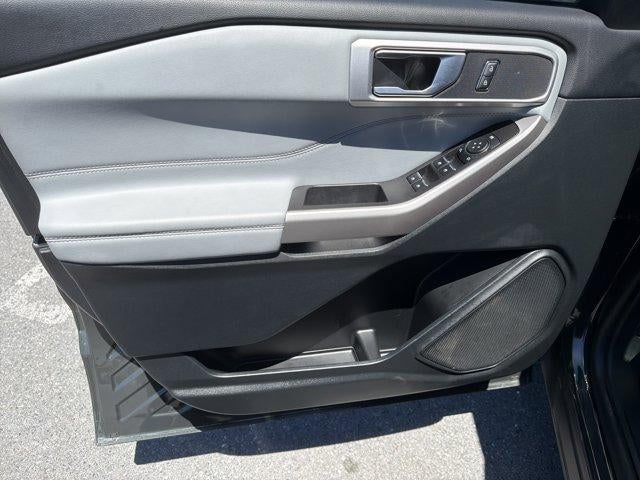 2024 Ford Explorer XLT 4WD