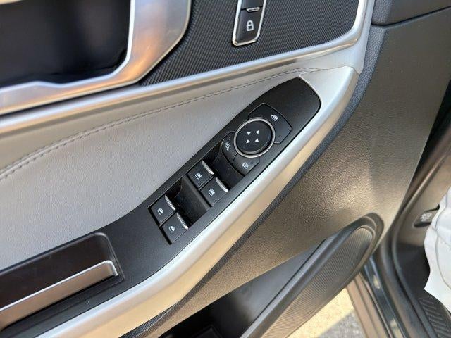 2024 Ford Explorer XLT 4WD