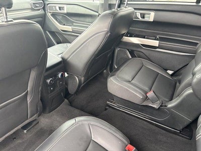 2022 Ford Explorer XLT 4WD