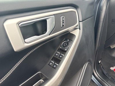 2022 Ford Explorer XLT 4WD