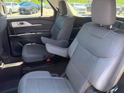 2026 Ford Explorer Active w/100A Pkg 4WD