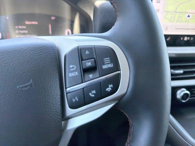 2026 Ford Explorer Active w/100A Pkg 4WD