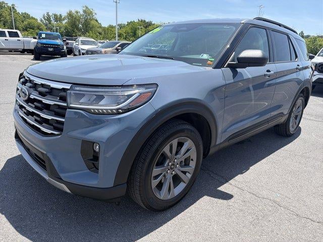 2026 Ford Explorer Active w/100A Pkg 4WD