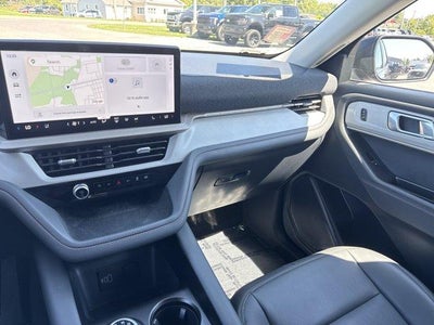 2026 Ford Explorer Active w/200A Pkg 4WD
