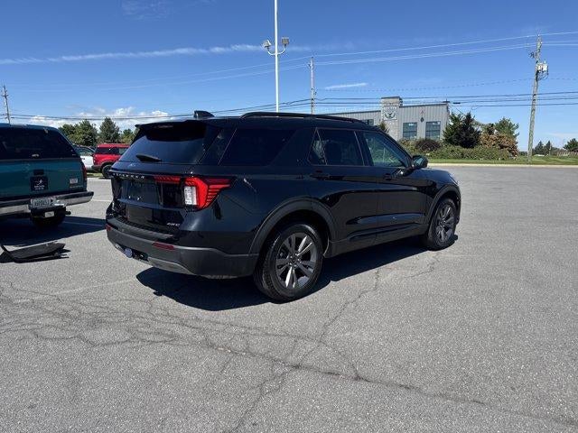 2026 Ford Explorer Active w/200A Pkg 4WD