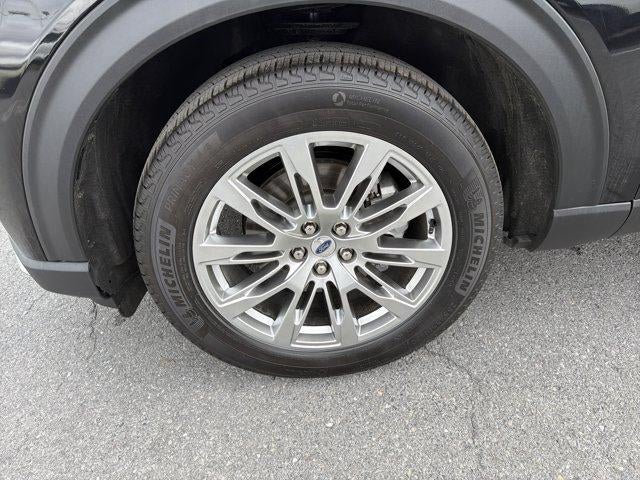 2026 Ford Explorer Platinum 4WD