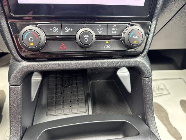 2024 Ford Ranger LARIAT 4WD SuperCrew 5' Box