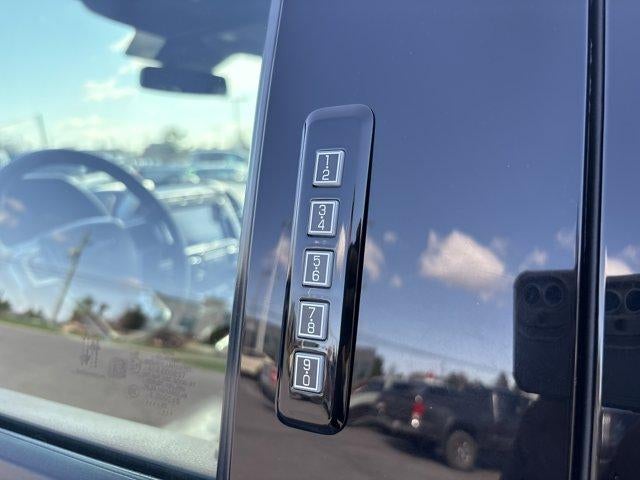 2020 Ford F-150 LARIAT 4WD SuperCrew 5.5' Box