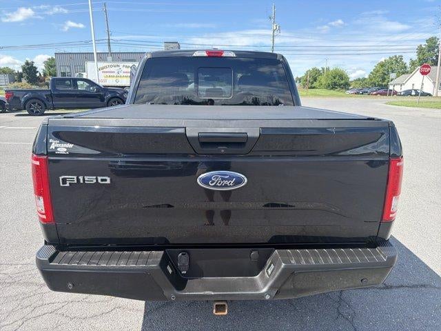 2015 Ford F-150 4WD SuperCrew 5-1/2 Ft Box XLT