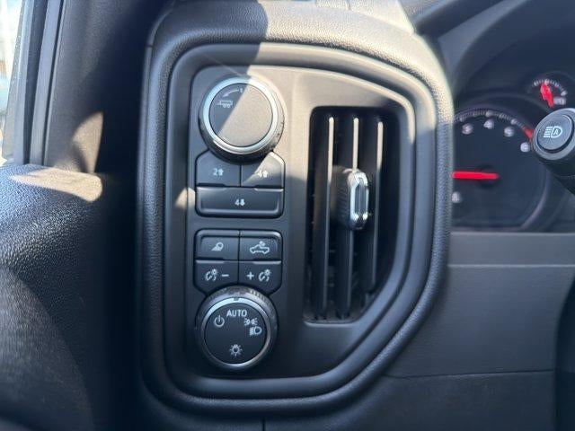 2024 Chevrolet Silverado 2500 HD Double Cab Standard Box 4-Wheel Drive Custom